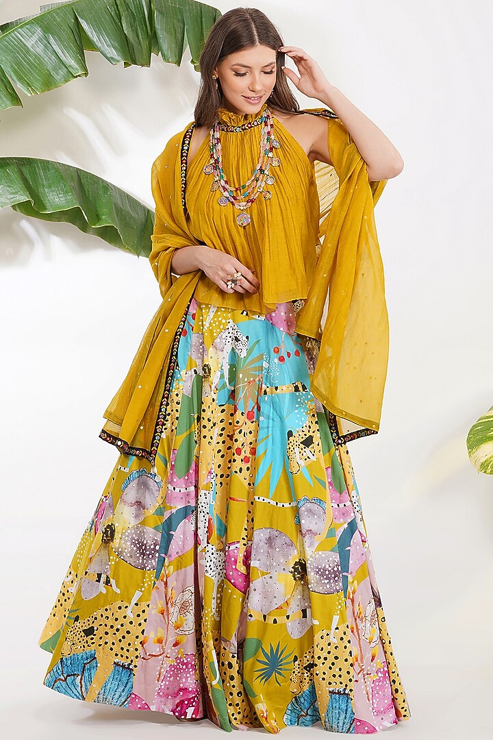 Yellow Printed Wedding Lehenga Set by Devyani Mehrotra at Pernia's Pop Up Shop