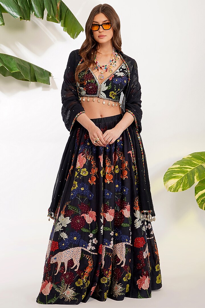 Black Printed Wedding Lehenga Set by Devyani Mehrotra at Pernia's Pop Up Shop