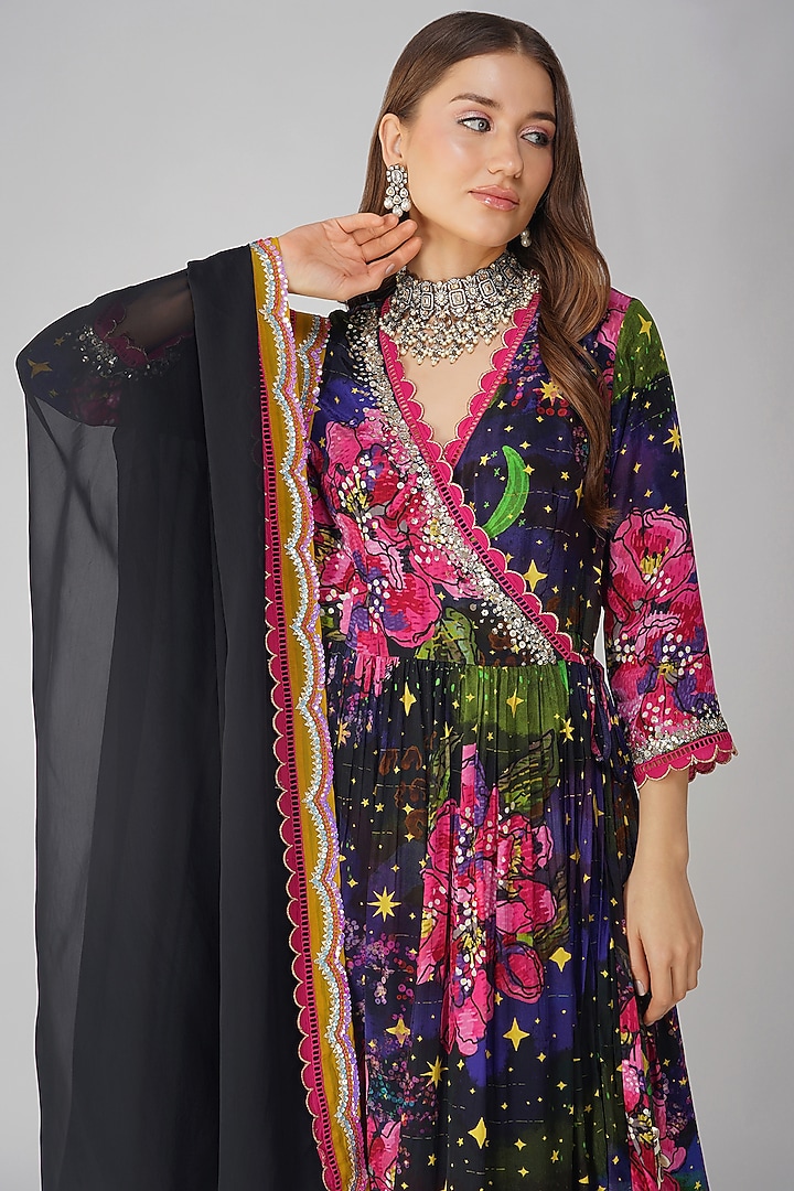 Black Crepe Floral Printed Angrakha Kurta Set by Devyani Mehrotra at Pernia's Pop Up Shop