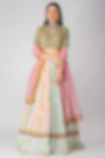 Blush Pink Crepe Printed Wedding Lehenga Set by Devyani Mehrotra at Pernia's Pop Up Shop