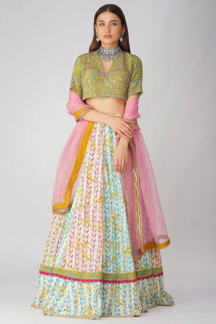 Blush Pink Crepe Printed Wedding Lehenga Set by Devyani Mehrotra at Pernia's Pop Up Shop