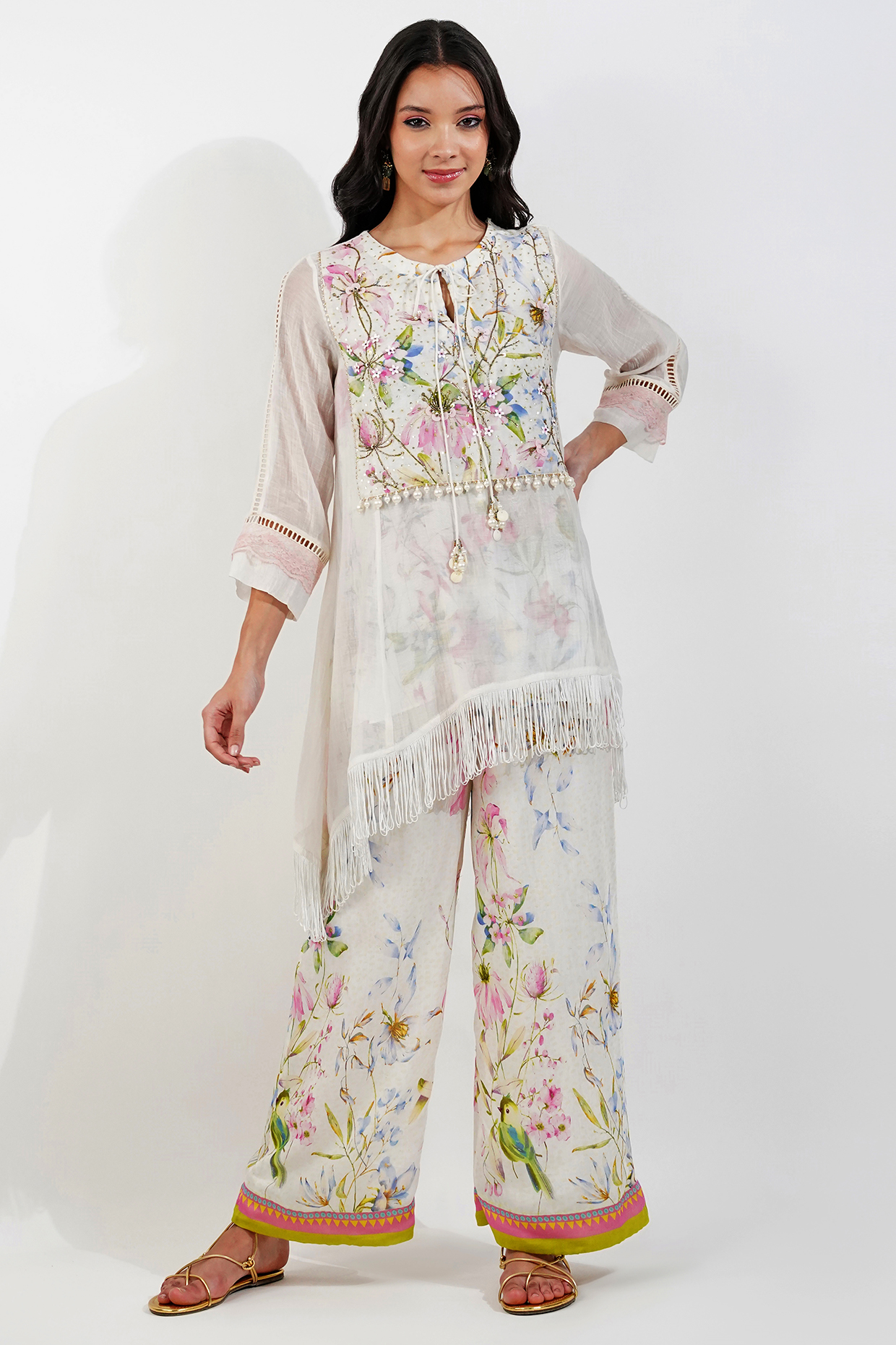 White Chanderi Embroidered & Printed Co-Ord Set by Devyani Mehrotra at Pernia's Pop Up Shop