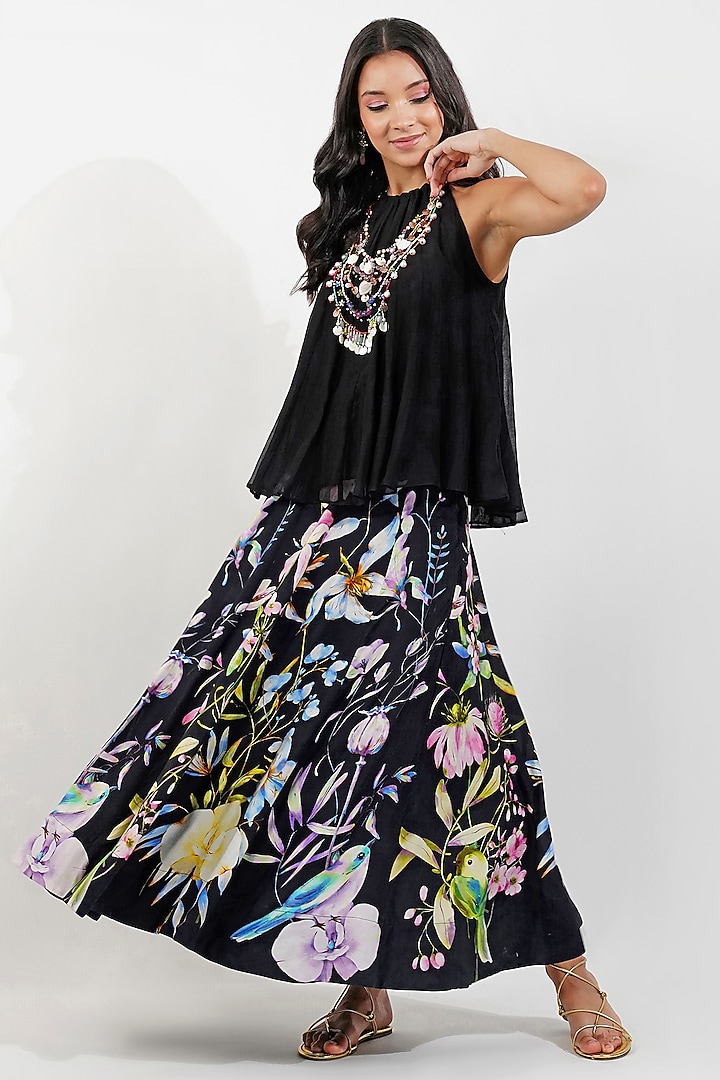 Black Muslin Floral Printed Skirt Set by Devyani Mehrotra