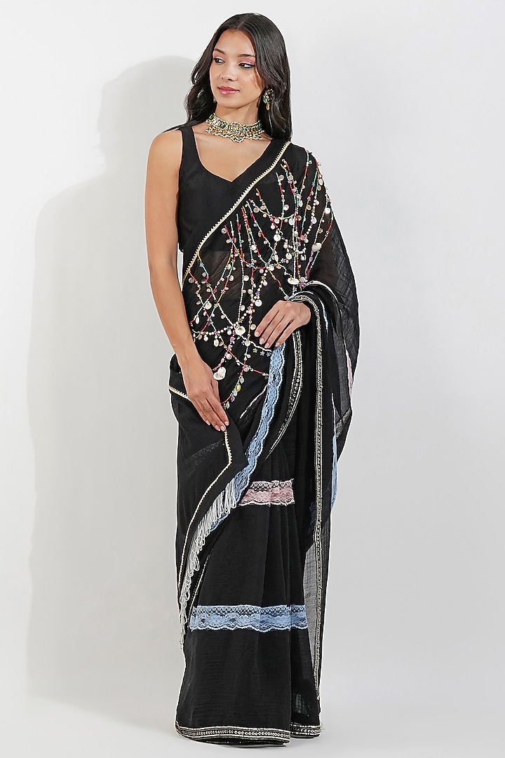 Black Chanderi Zardosi Embroidered Saree Set by Devyani Mehrotra at Pernia's Pop Up Shop