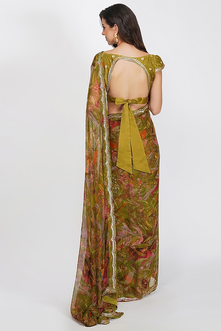 Mehendi Green Viscose Chiffon & Chanderi Leaf Printed & Sequins Embroidered Party Wear Saree Set by Devyani Mehrotra at Pernia's Pop Up Shop