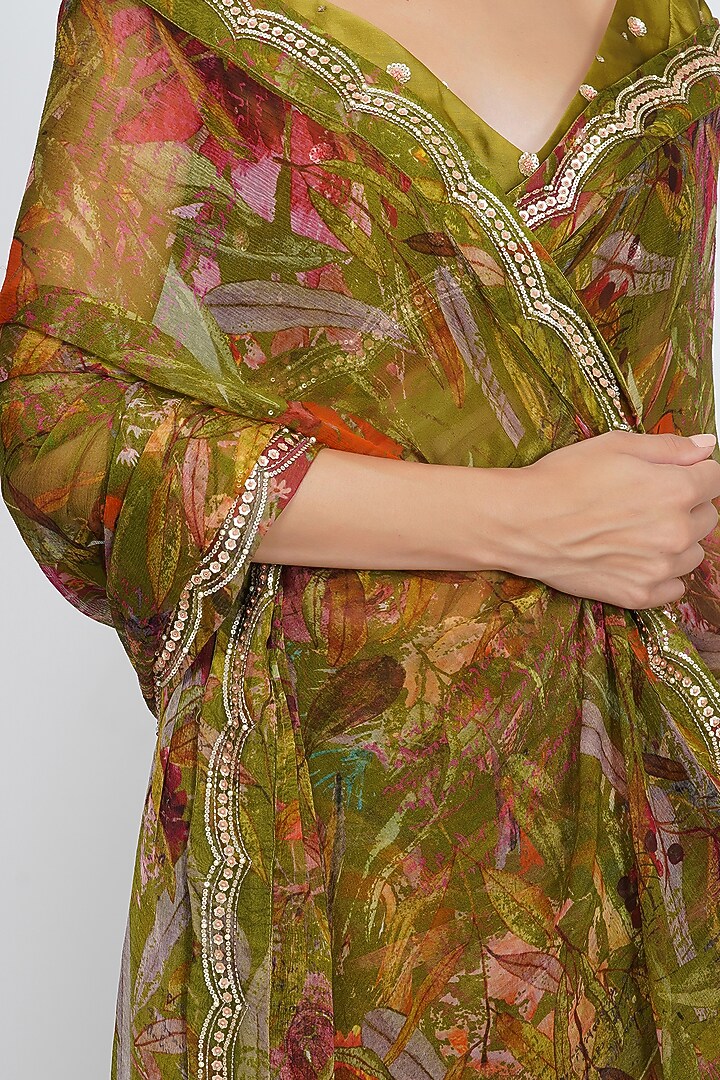 Mehendi Green Viscose Chiffon & Chanderi Leaf Printed & Sequins Embroidered Party Wear Saree Set by Devyani Mehrotra at Pernia's Pop Up Shop