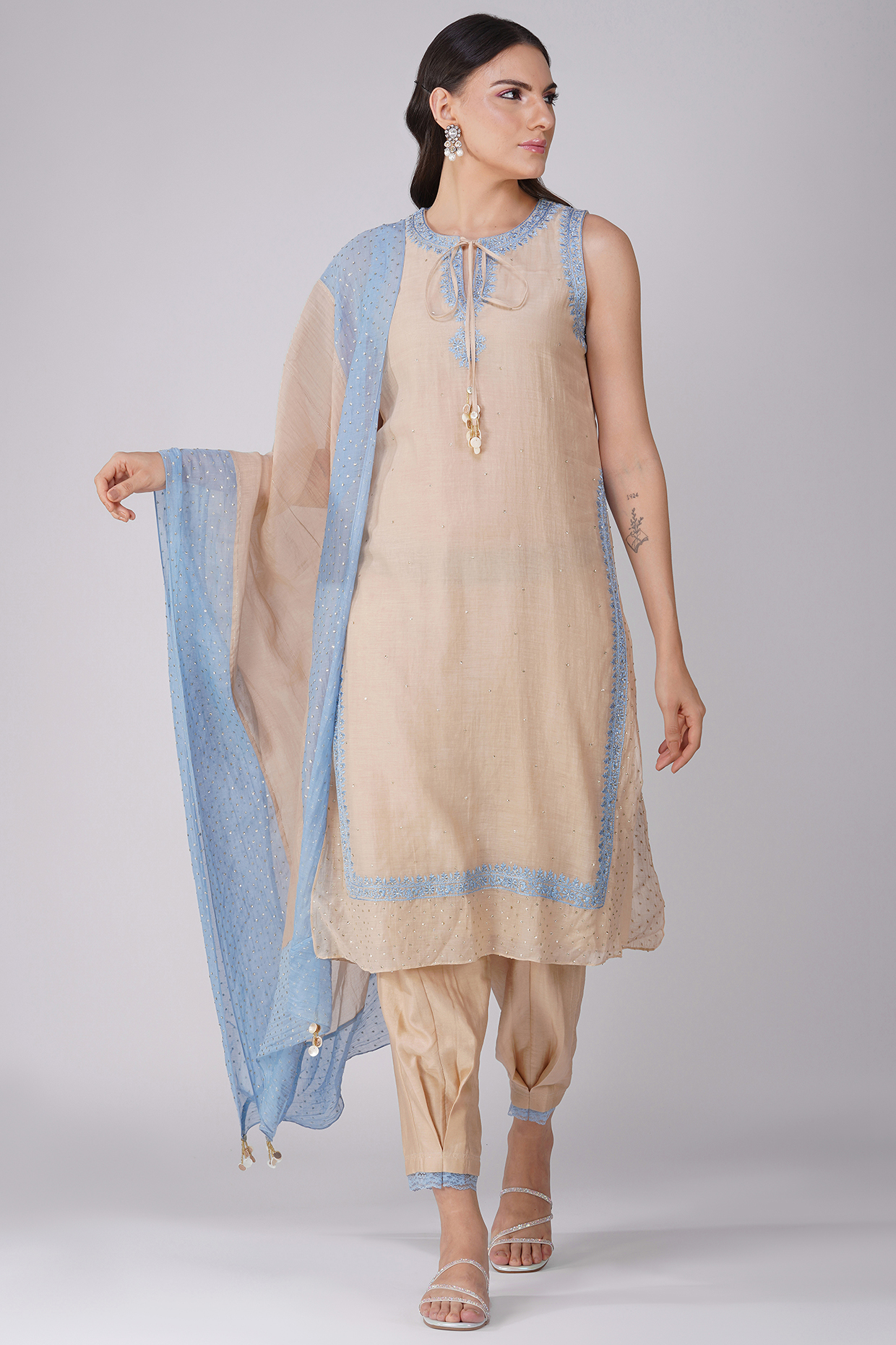 Beige Chanderi Embroidered Kurta Set by Devyani Mehrotra at Pernia's Pop Up Shop