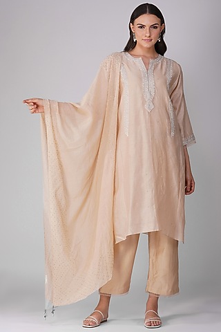 Beige Chanderi Embroidered Kurta Set by Devyani Mehrotra