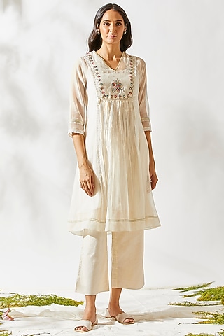 Ivory Chanderi Mirror Embroidered Tunic Set by Devyani Mehrotra