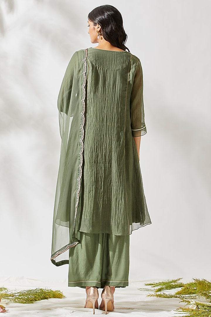 Olive Green Embroidered Kurta Set For Girls by Devyani Mehrotra - Kids at Pernia's Pop Up Shop