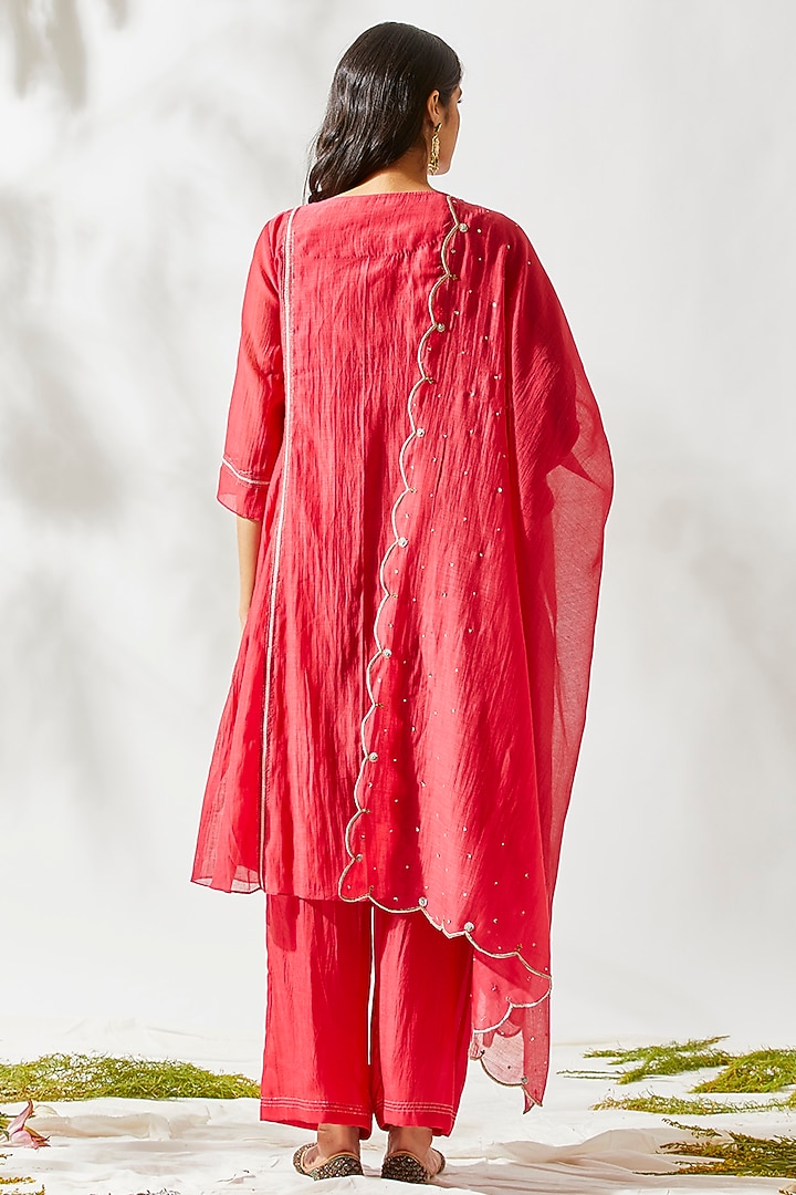 Red Sequins Embroidered Kurta Set For Girls by Devyani Mehrotra - Kids at Pernia's Pop Up Shop