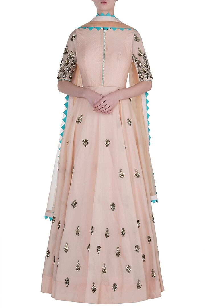 Peach salwar suit set available only at Pernia's Pop Up Shop.