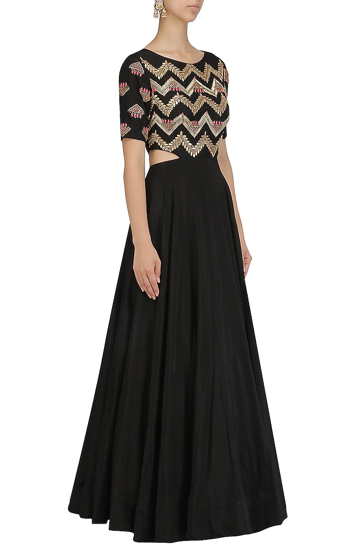 Black and gold embroidered side cutout gown available only at Pernia's Pop Up Shop.