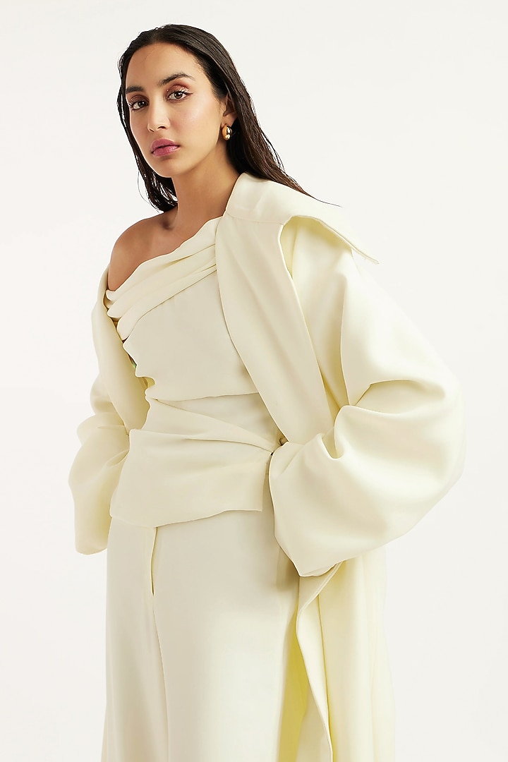Off-White Ferrari Trench Coat Set by Deme by Gabriella at Pernia's Pop Up Shop