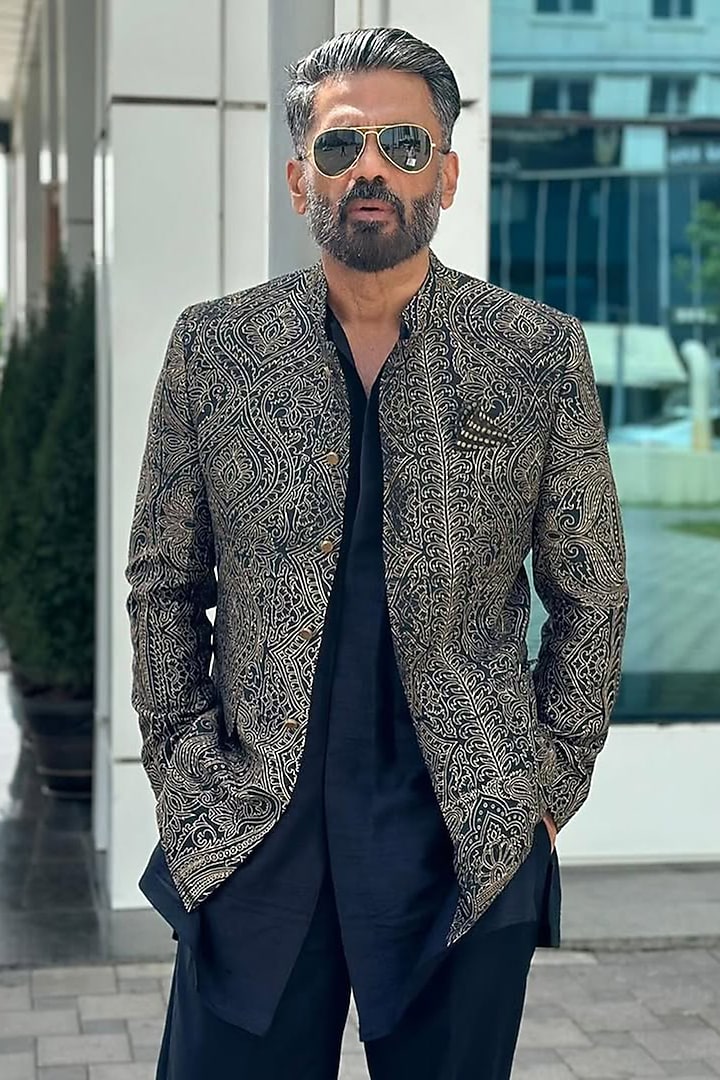 Navy Blue Silk Paisley Embroidered Groom Bandhgala Set by Divyam Mehta Men at Pernia's Pop Up Shop