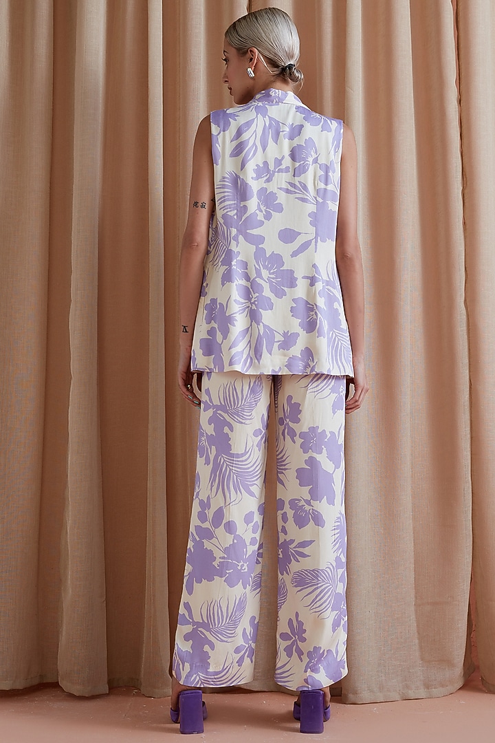 Lilac Bemberg Lenzing Modal Jacket Set by Label Deepika Nagpal at Pernia's Pop Up Shop