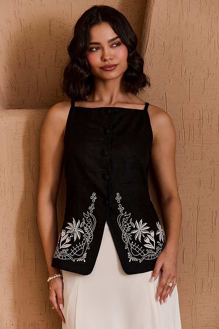 White Twill Crepe & Linen Skirt Set by Label Deepika Nagpal at Pernia's Pop Up Shop