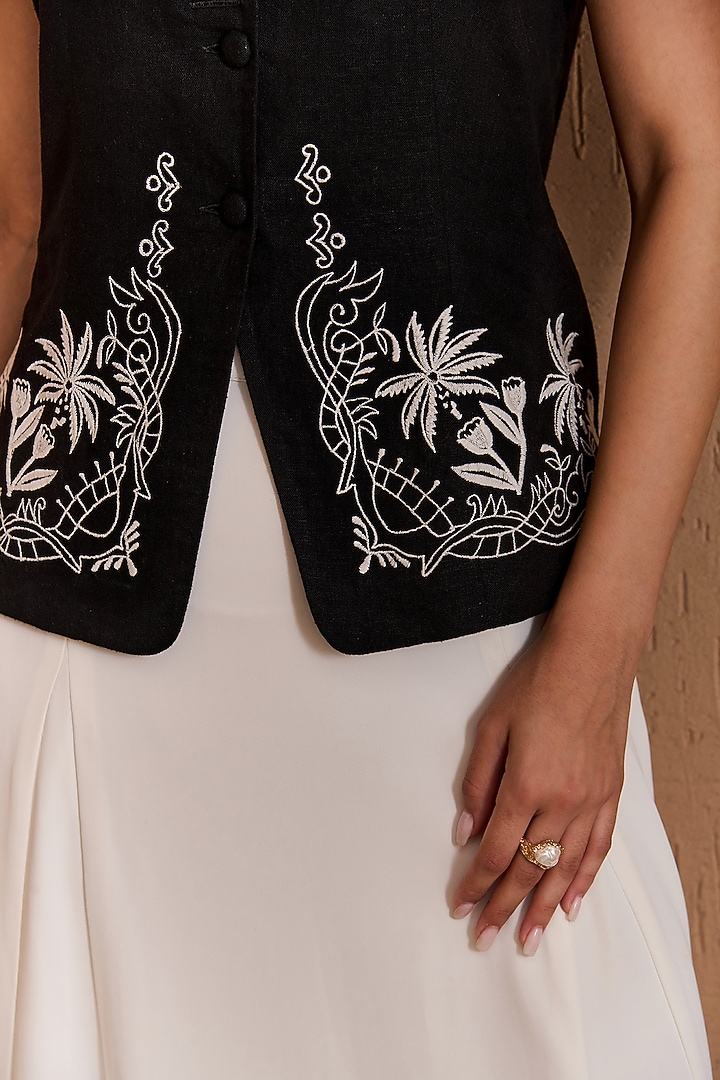 White Twill Crepe & Linen Skirt Set by Label Deepika Nagpal at Pernia's Pop Up Shop