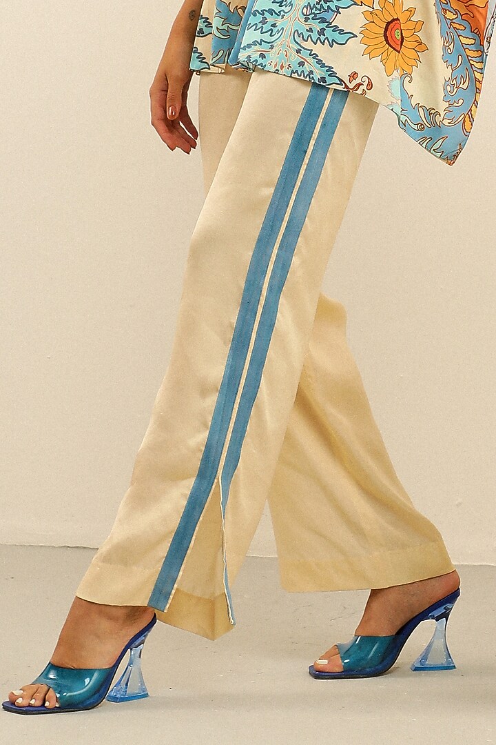 Ivory Luxury Crepe Co-Ord Set by Label Deepika Nagpal at Pernia's Pop Up Shop