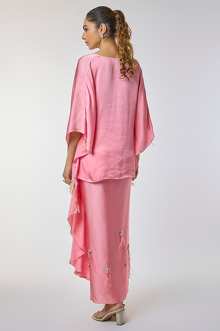 Rose Pink Blended Satin Kaftan Set by Dilnaz Karbhary at Pernia's Pop Up Shop