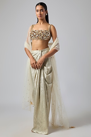 Champagne Foil Draped Skirt Set by Dilnaz Karbhary