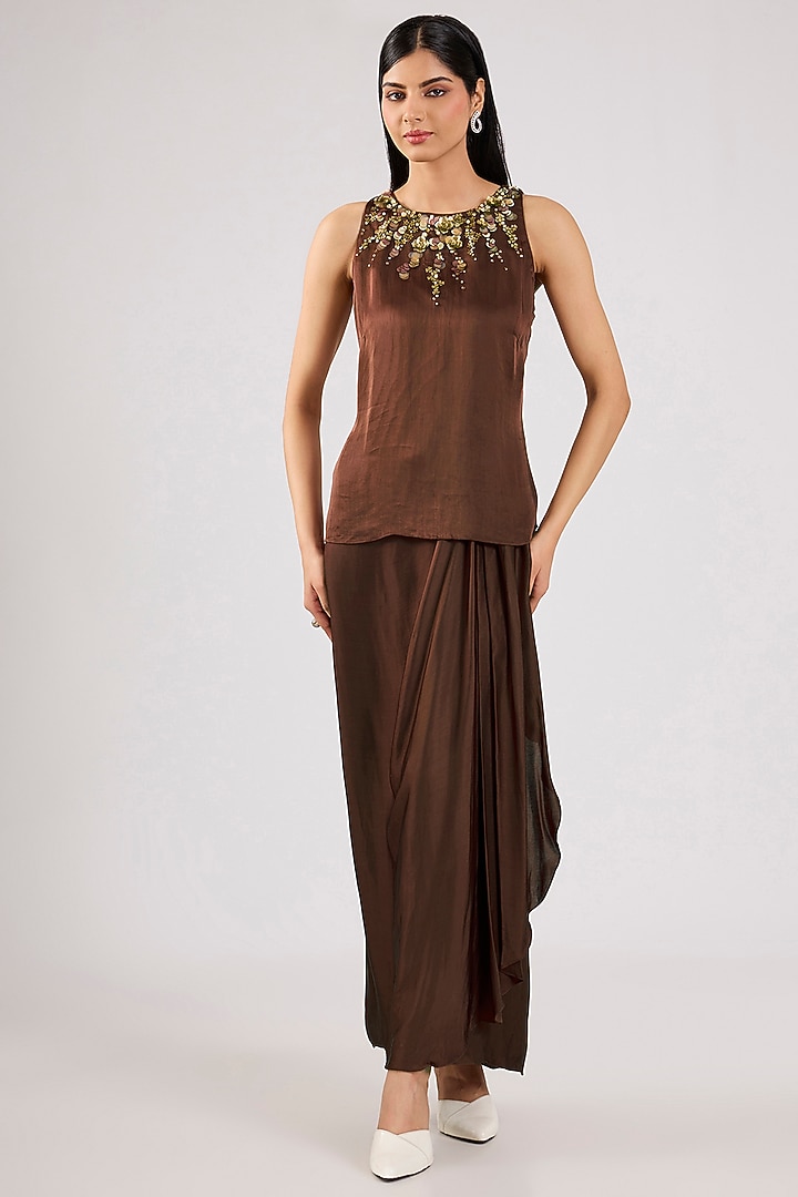 Brown Blended Satin Tie-Dye Cape Set by Dilnaz Karbhary at Pernia's Pop Up Shop