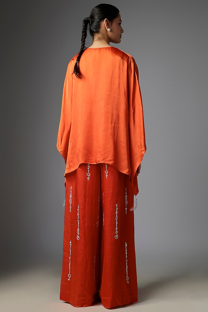Red Blended Satin Kaftan by Dilnaz Karbhary at Pernia's Pop Up Shop