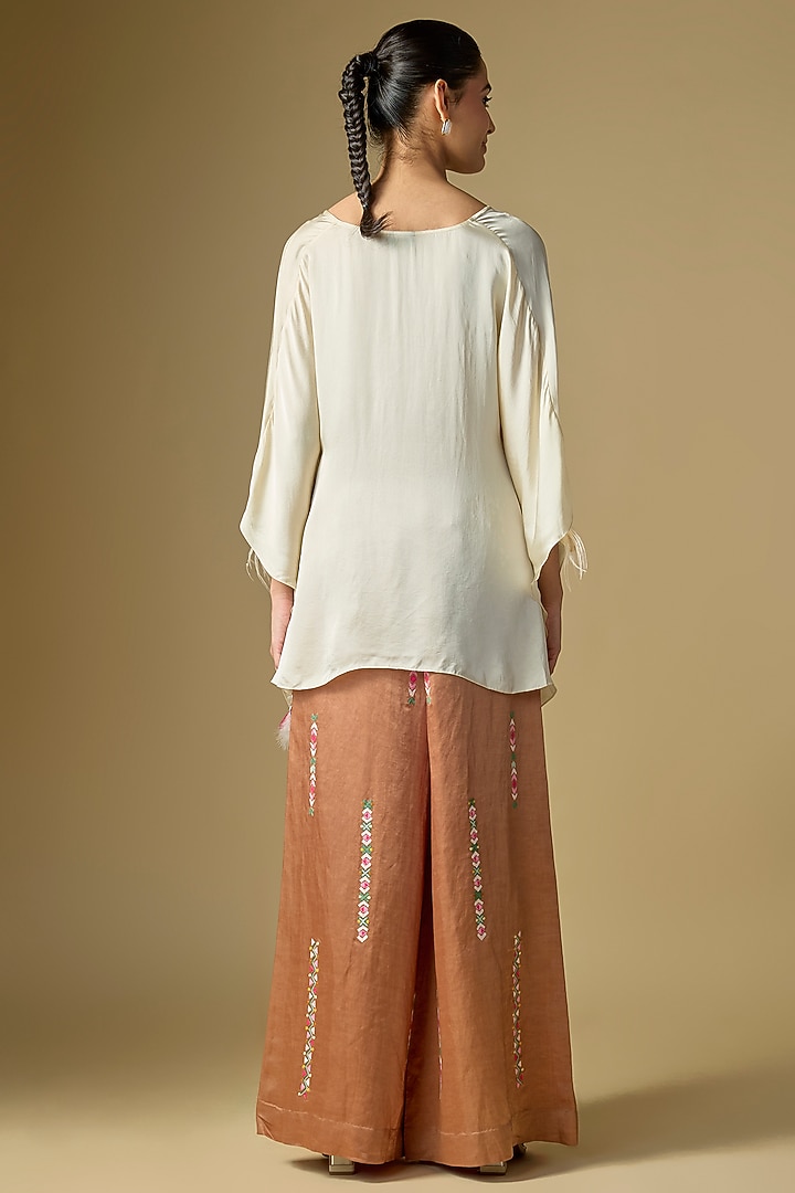 Champagne Grey Blended Satin Kaftan by Dilnaz Karbhary at Pernia's Pop Up Shop