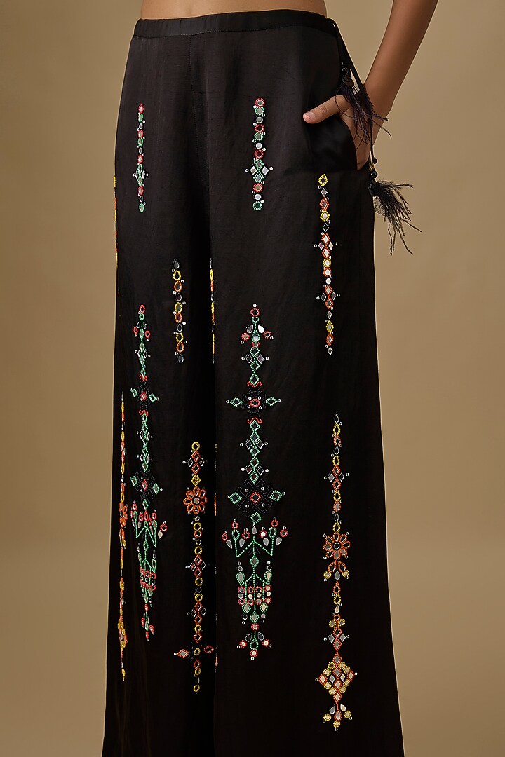 Black Blended Linen Embroidered Trousers by Dilnaz Karbhary at Pernia's Pop Up Shop