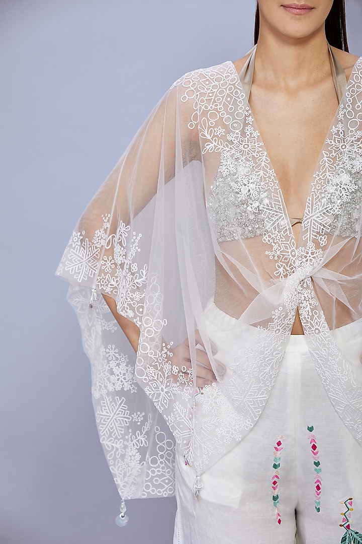 Ivory Net Thread Embroidered Kaftan by Dilnaz Karbhary at Pernia's Pop Up Shop