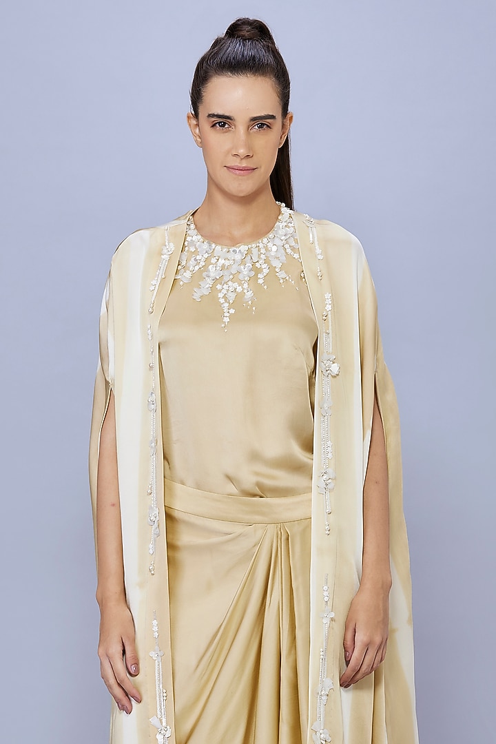 Gold Blended Satin Tie-Dyed Cape Set by Dilnaz Karbhary at Pernia's Pop Up Shop
