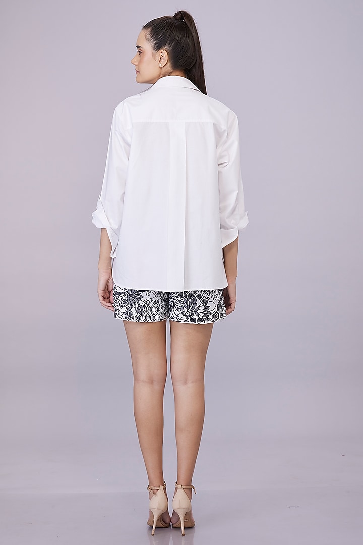 White Cotton Floral Embroidered Shirt by Dilnaz Karbhary at Pernia's Pop Up Shop