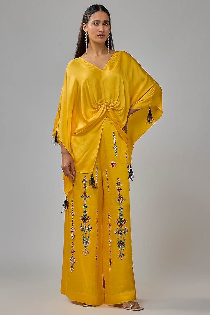Mango Yellow Blended Satin Kaftan by Dilnaz Karbhary at Pernia's Pop Up Shop