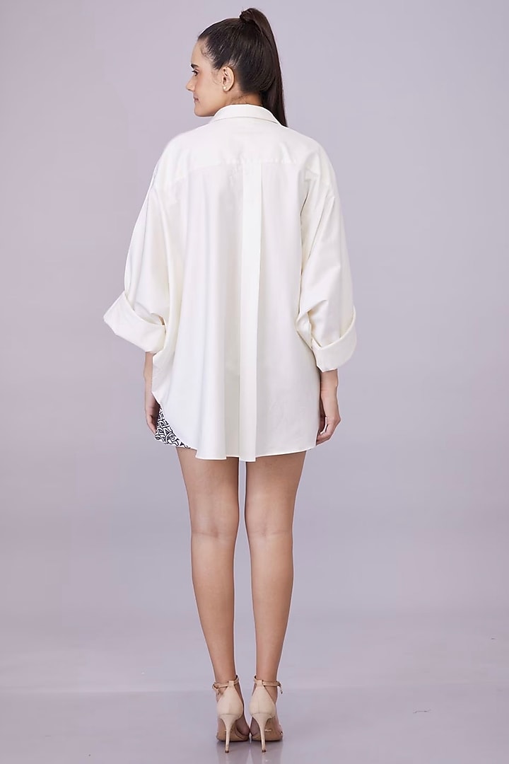 White Blended Cotton Hand Embroidered Shirt by Dilnaz Karbhary at Pernia's Pop Up Shop