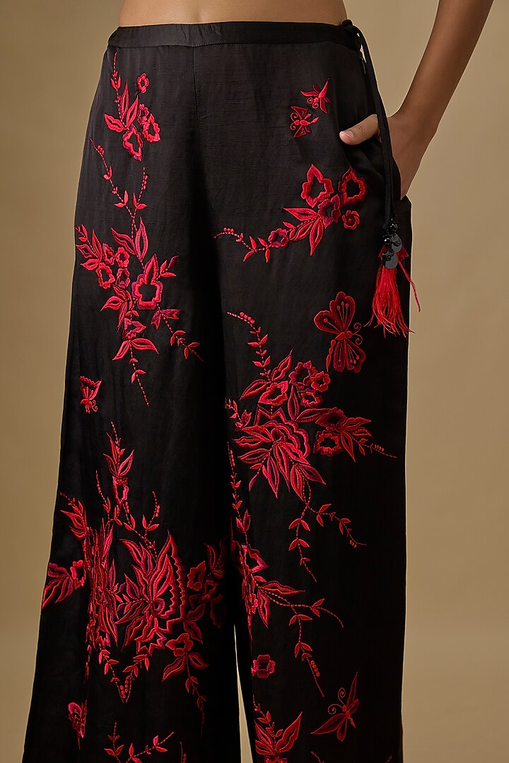 Black Blended Linen Trousers by Dilnaz Karbhary at Pernia's Pop Up Shop