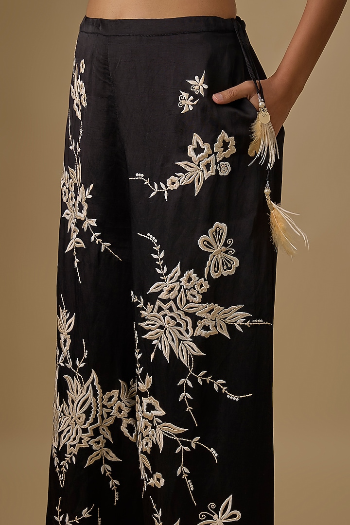 Black Blended Linen Trousers by Dilnaz Karbhary at Pernia's Pop Up Shop