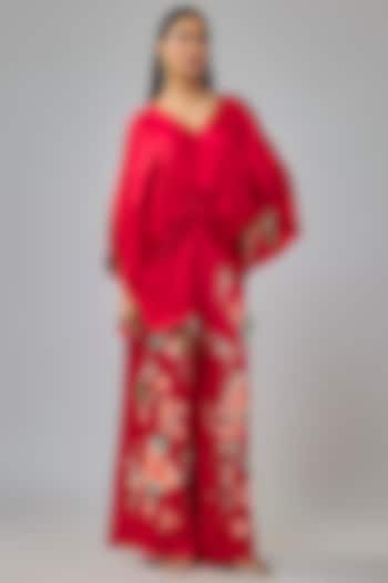 Red Blended Satin Kaftan by Dilnaz Karbhary at Pernia's Pop Up Shop