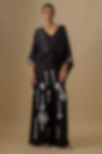 Black Blended Linen Trousers by Dilnaz Karbhary at Pernia's Pop Up Shop