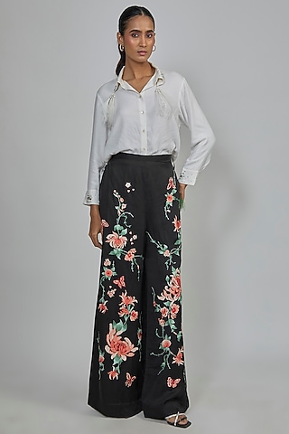 Black Blended Linen Embroidered Trousers by Dilnaz Karbhary