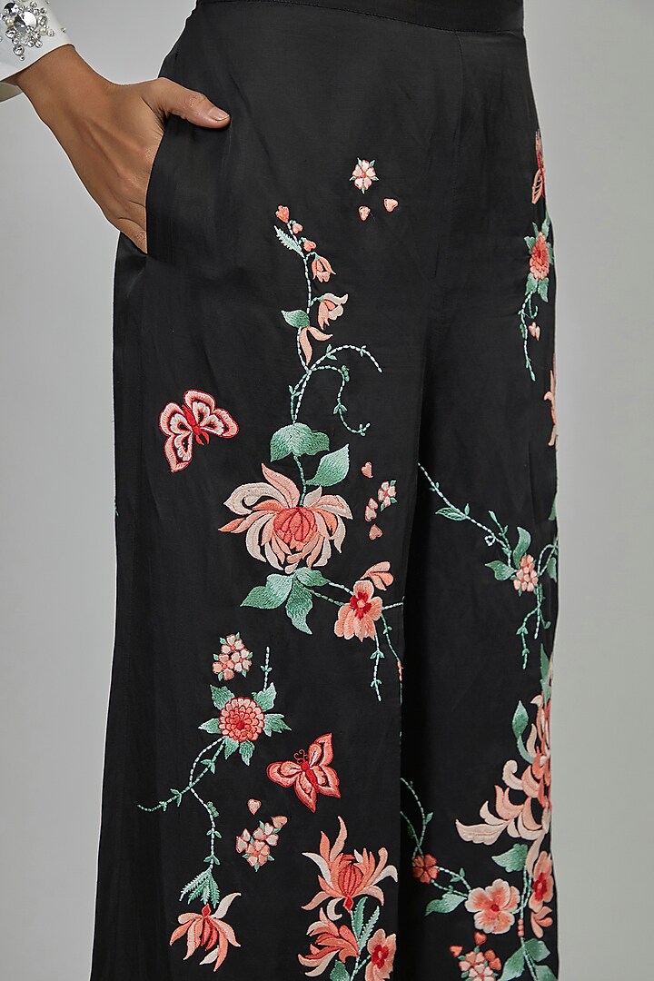 Black Blended Linen Embroidered Trousers by Dilnaz Karbhary at Pernia's Pop Up Shop