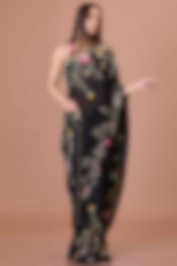 Black Georgette Thread Work Bridal Saree Set by Dilnaz Karbhary at Pernia's Pop Up Shop