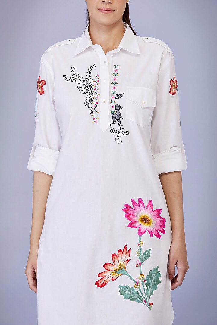 White Cotton Floral Embroidered Pathani Tunic by Dilnaz Karbhary at Pernia's Pop Up Shop