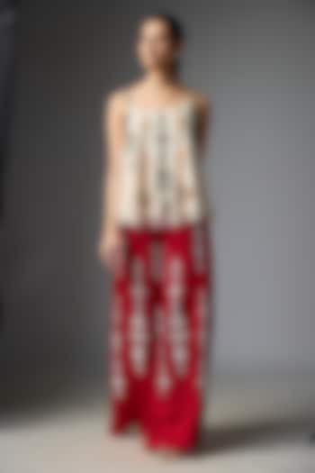 Red Blended Linen Embroidered Trousers by Dilnaz Karbhary at Pernia's Pop Up Shop