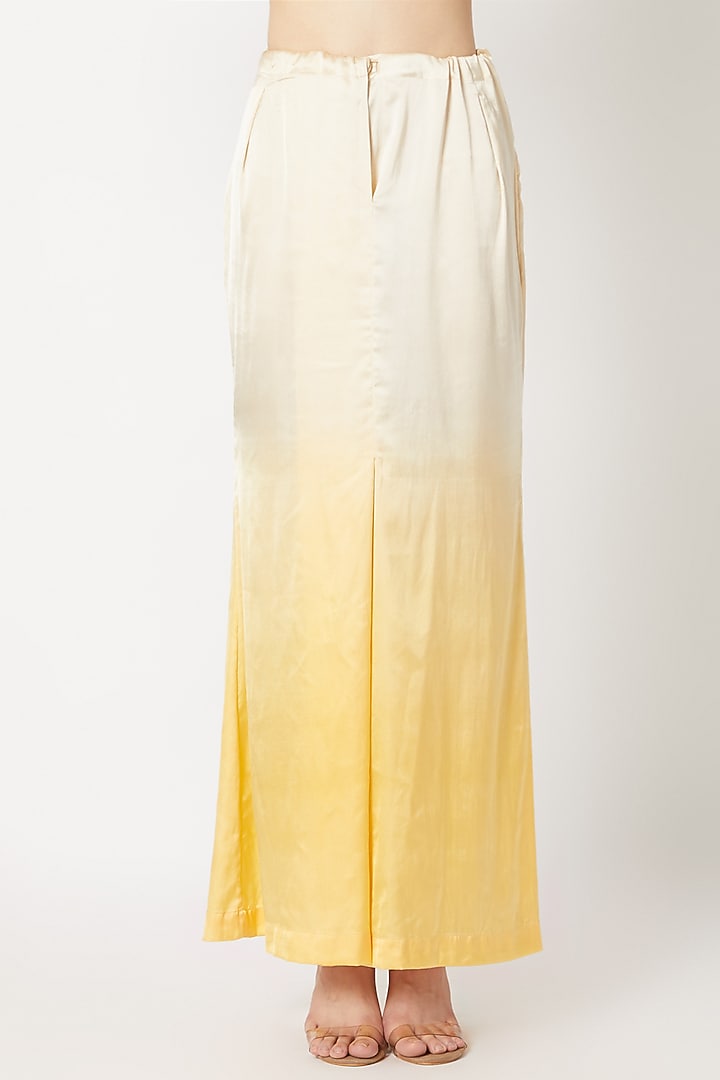 Golden Fringed & Embroidered Wedding Saree Set by Dilnaz Karbhary at Pernia's Pop Up Shop