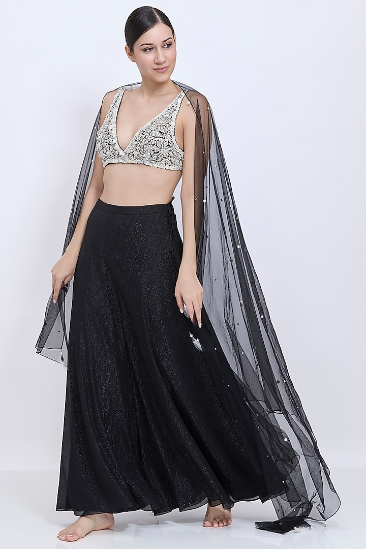 Black Blended Chiffon Gharara Set by Dilnaz Karbhary at Pernia's Pop Up Shop