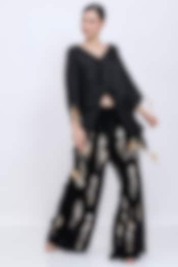 Black Crushed Blended Velvet Hand Embroidered Trousers by Dilnaz Karbhary at Pernia's Pop Up Shop