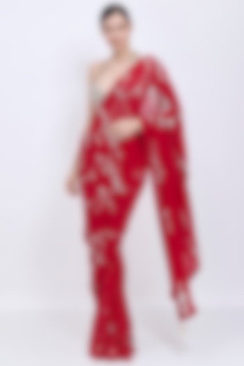 Red Georgette Hand Embroidered Reception Saree by Dilnaz Karbhary at Pernia's Pop Up Shop