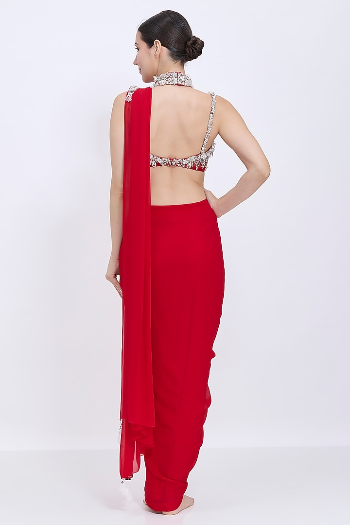 Red Polyester Satin & Blended Georgette Pre-Stitched Reception Saree Set by Dilnaz Karbhary at Pernia's Pop Up Shop