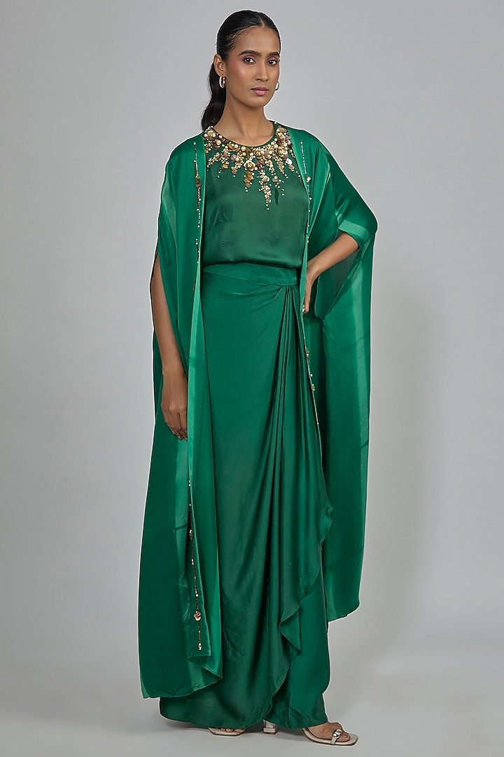 Green Blended Satin Tie-Dye Cape Set by Dilnaz Karbhary at Pernia's Pop Up Shop