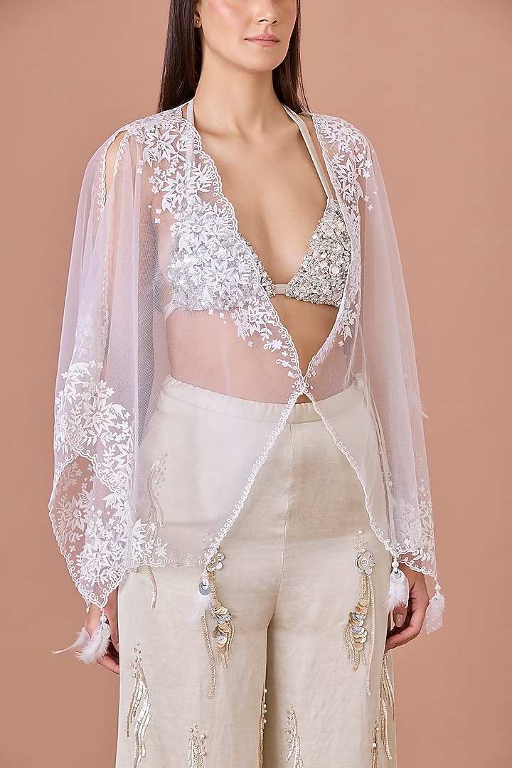 Ivory Net Thread Embroidered Kaftan by Dilnaz Karbhary at Pernia's Pop Up Shop